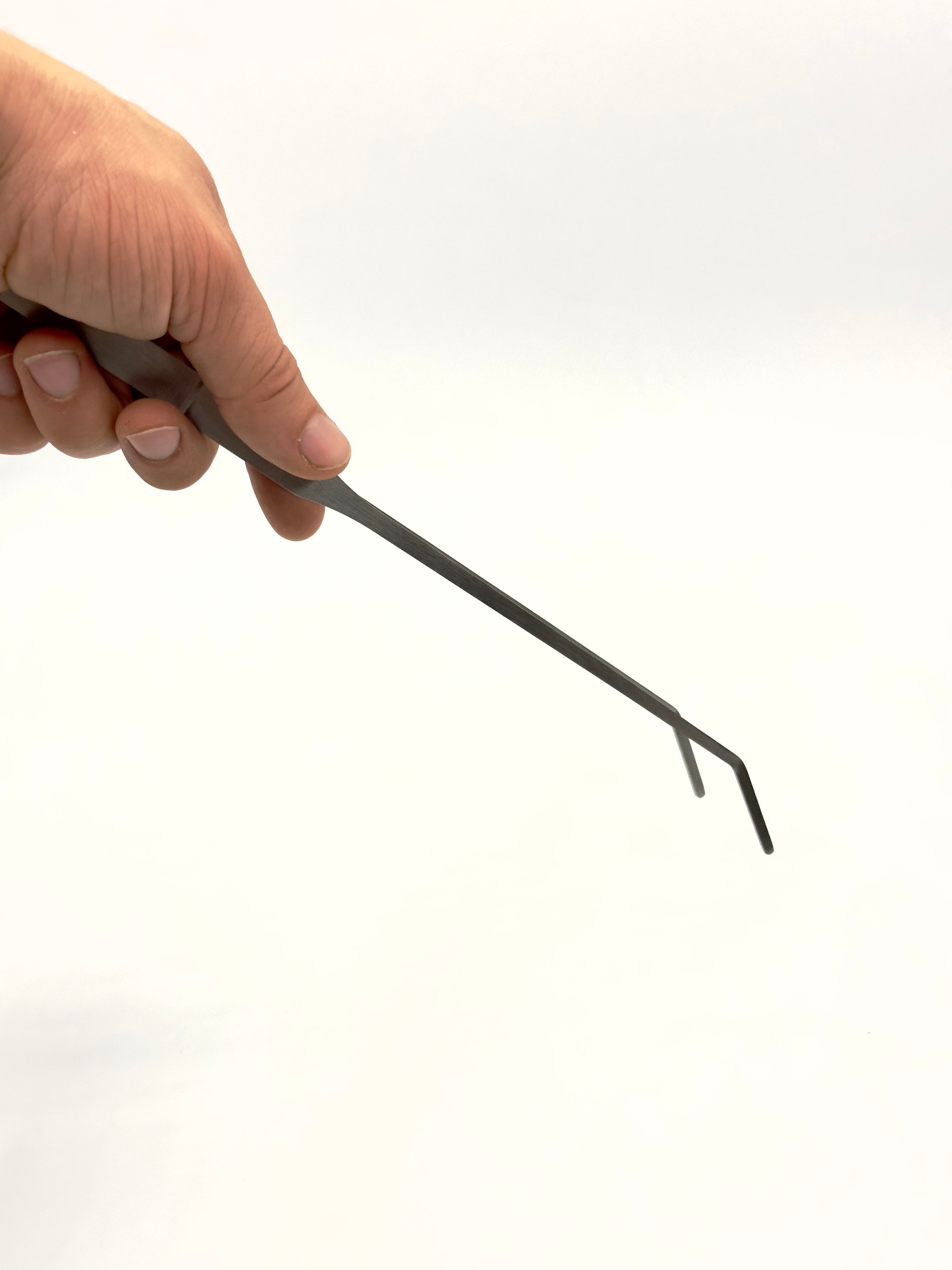 Pinza a Punta Curva 27cm - Strumento di Precisione per Terrarium