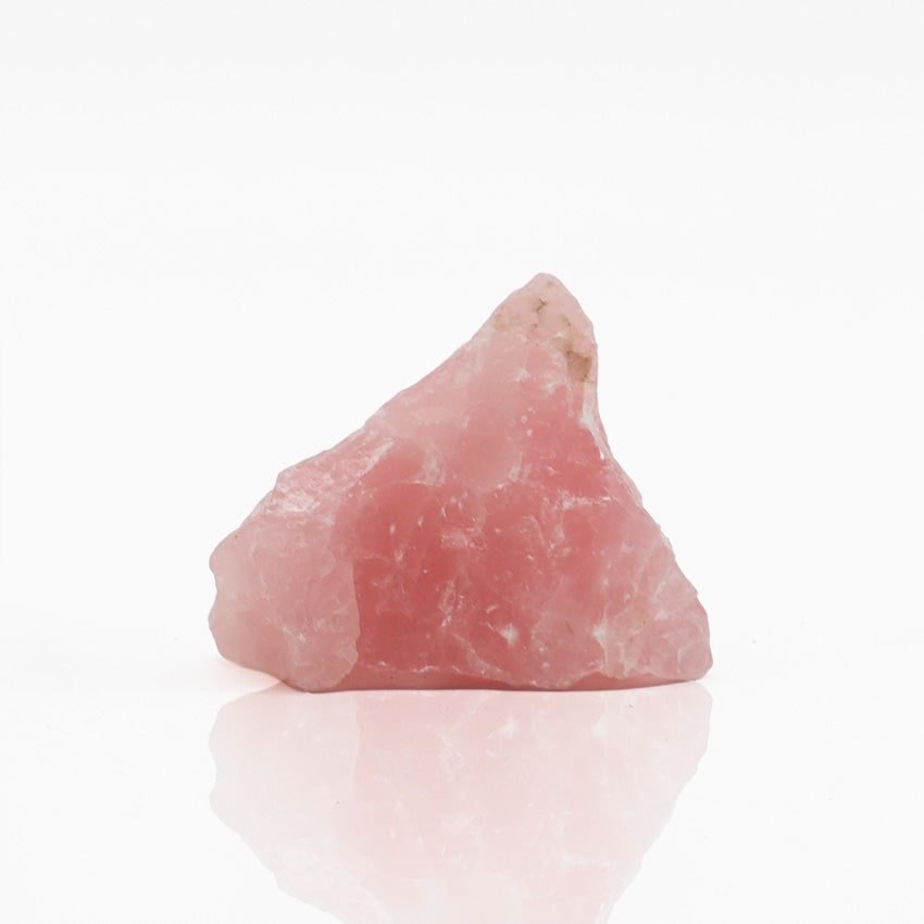 Roccia naturale di quarzo rosa con venature crystalline e sfumature delicate per allestimenti di aquascaping, acquari e terrari.
